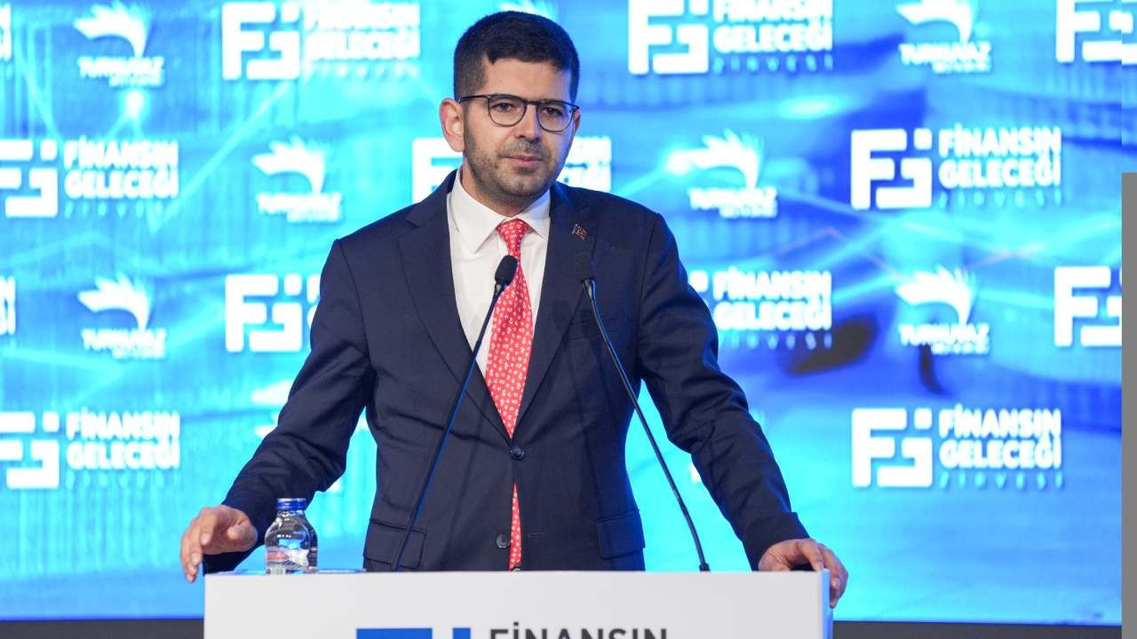 'Finansın Geleceği Zirvesi’nde yapay zeka uyarısı: Sektörün en büyük sınaması kapıda