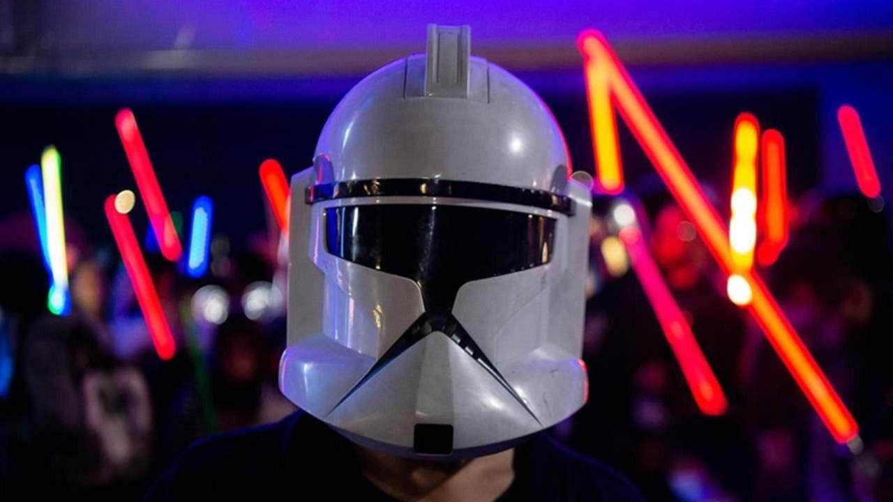 "Star Wars"ı dünyaya tanıtan ilk afiş yaklaşık 3,9 milyon dolara satıldı