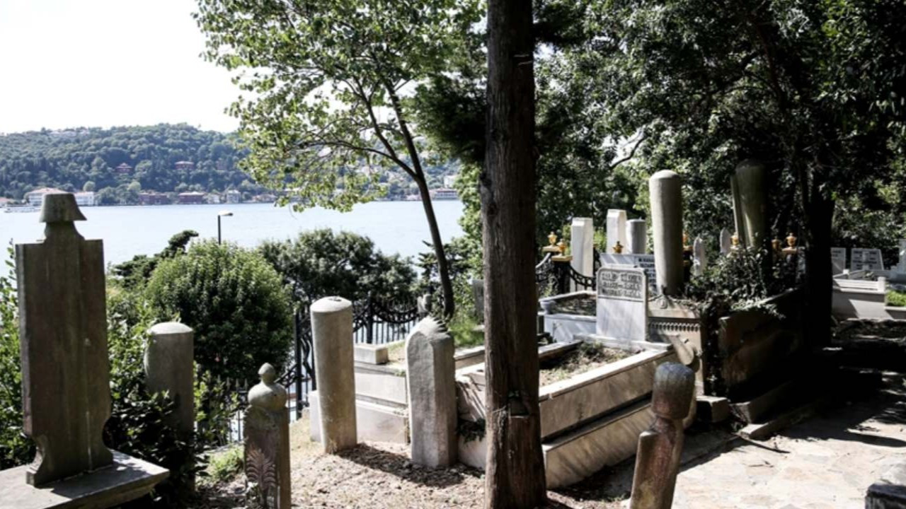İstanbul'da mezar yeri ücretlerine büyük zam! En pahalı mezar 334 bin TL'yi aştı