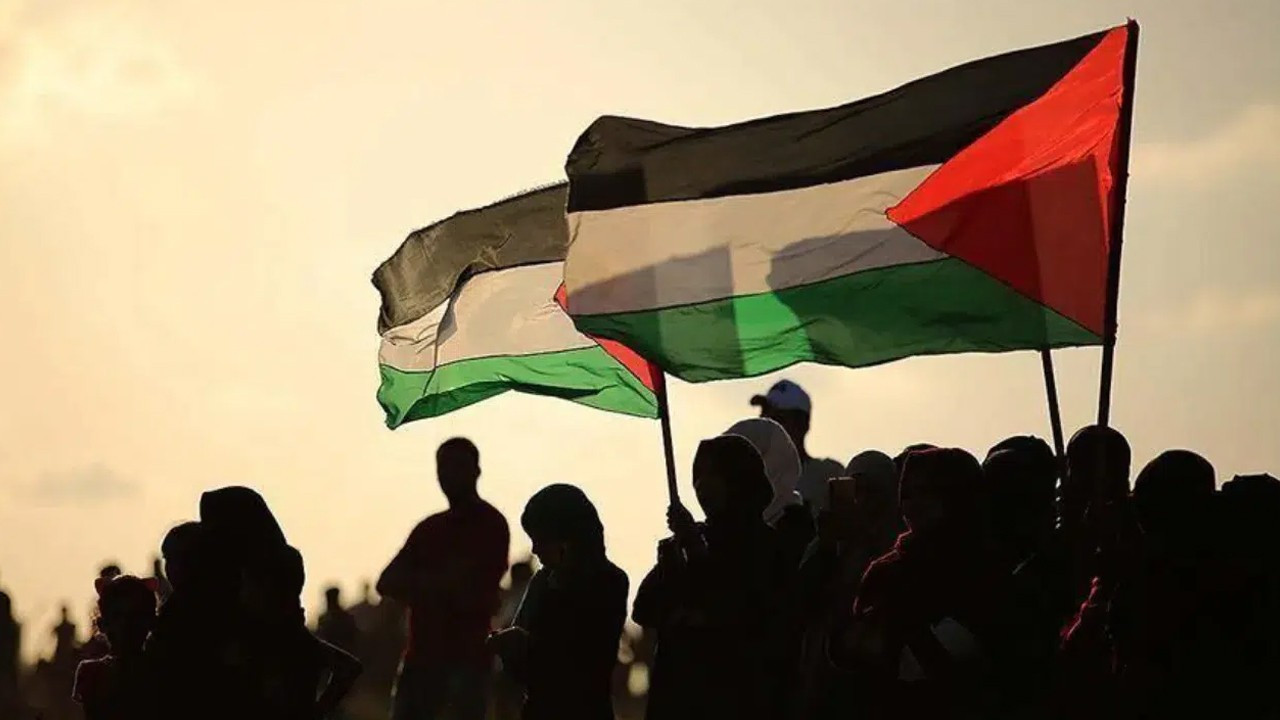 İsrail Hamas’ın üst düzey komutanını öldürdü