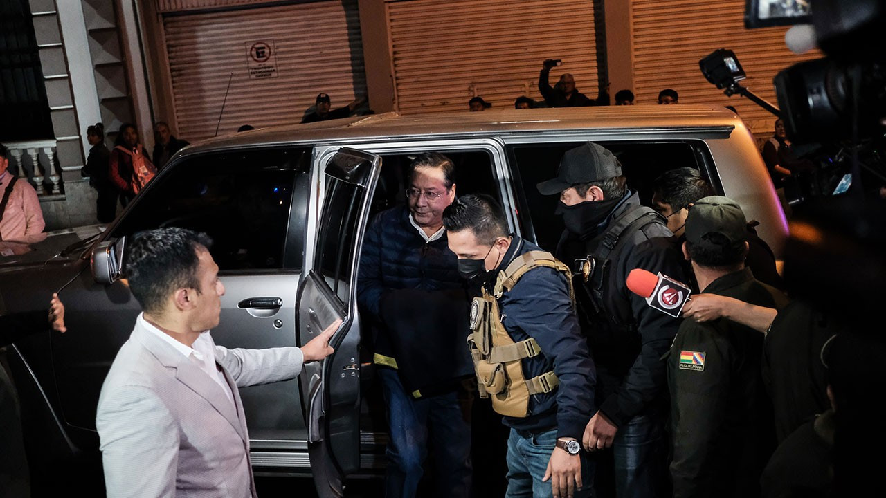 Eski Bolivya Devlet Başkanı Arce, "yolsuzluk" soruşturmasında tutuklandı