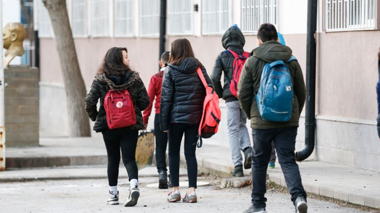 Okul saatleri değişecek mi? 2026'da okul saatleri değişiyor mu?