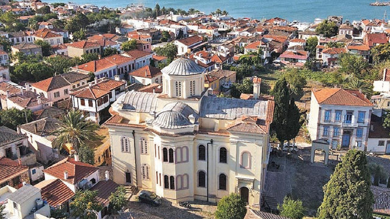 Ayvalık'ta dört mevsim için yeni yol haritası belirlenecek