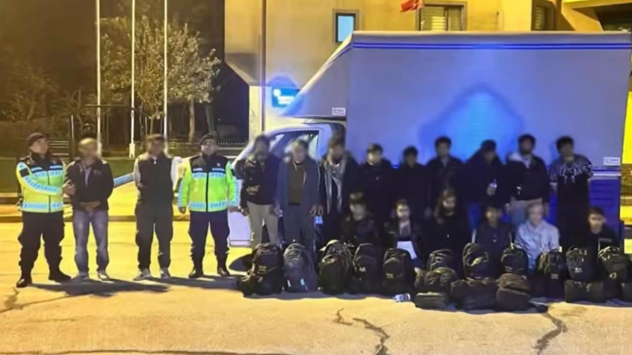 Türkiye genelinde düzensiz göçe sıkı takip: 55 kaçakçı organizatörü yakalandı