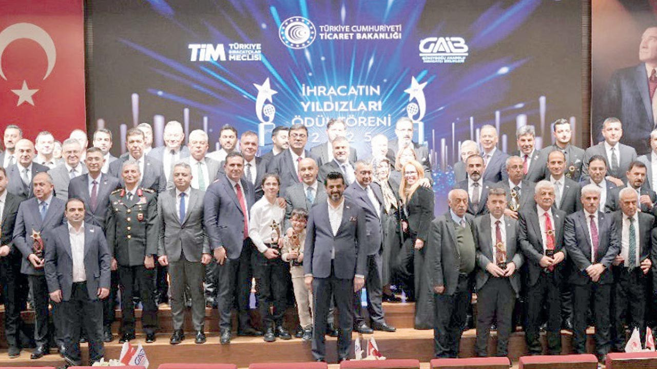 Gültepe: İhracatta hedefimiz yeniden çift haneli büyüme