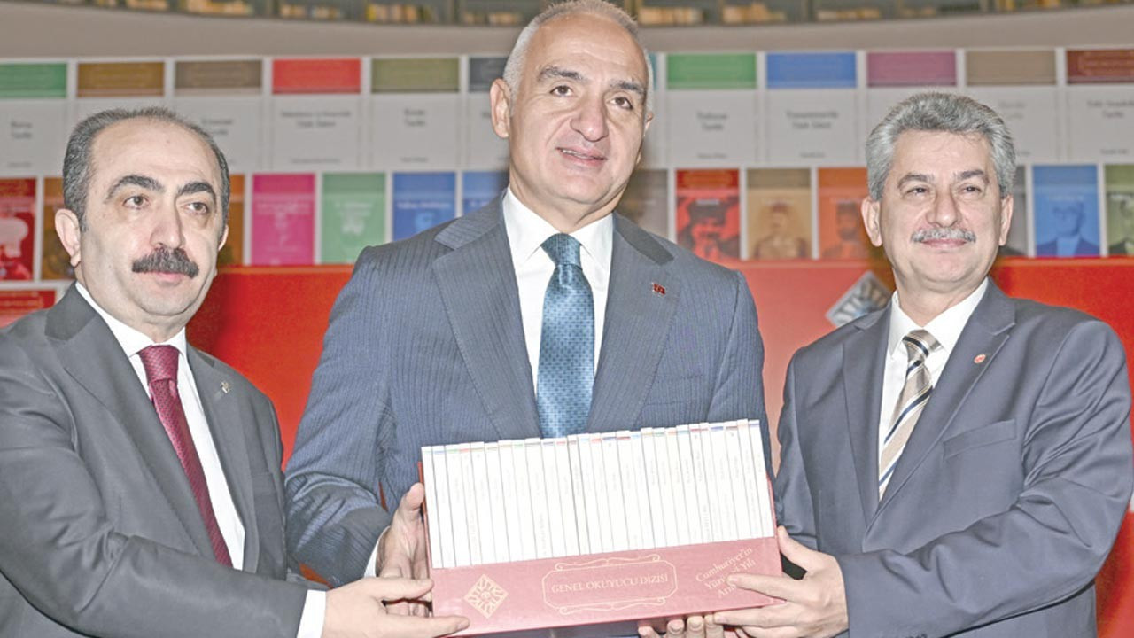 Genel Okuyucu Dizisi Kitapları tanıtıldı: “Kendi tarihini bilen dünyayla rekabet eder”