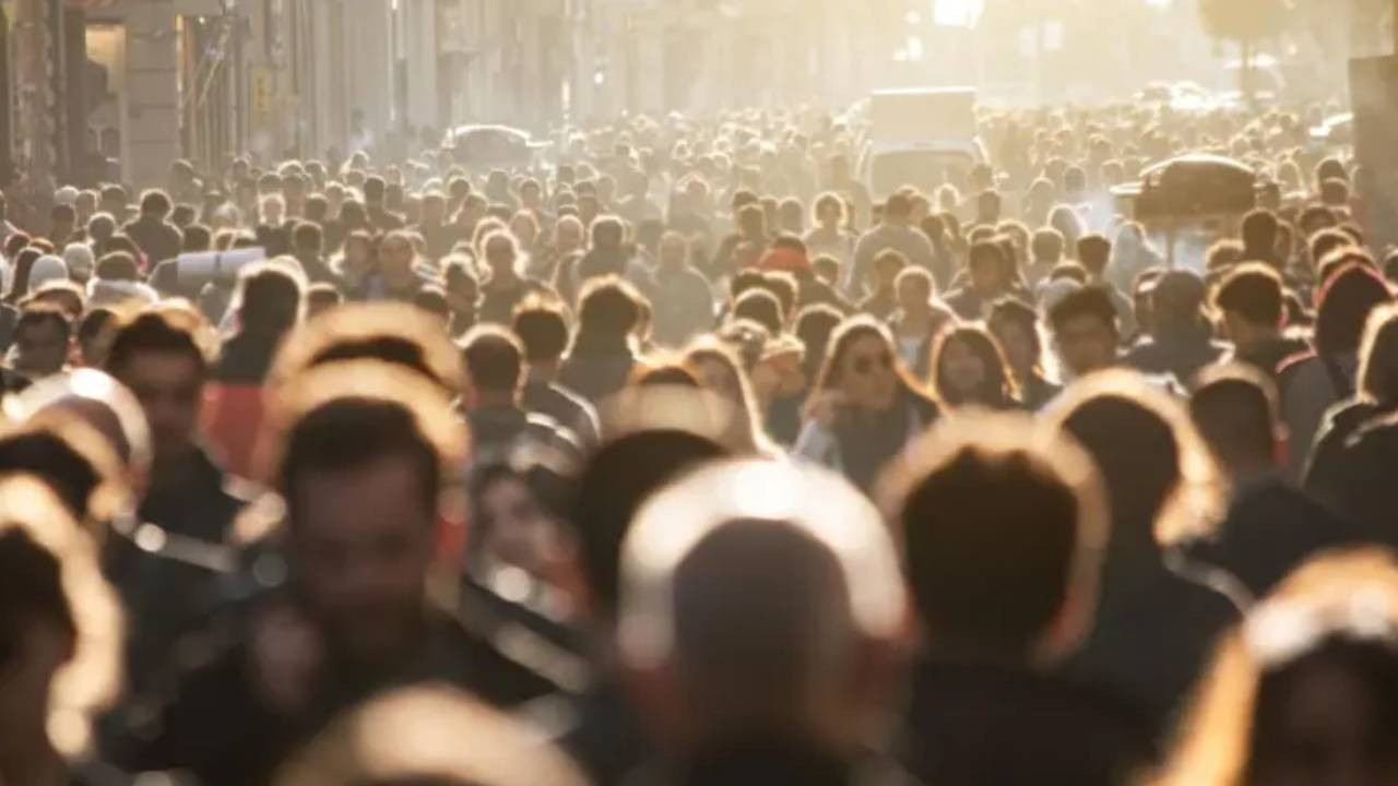 Ülkeler 'göç' açmazında! Dev ekonomiler alarm veriyor