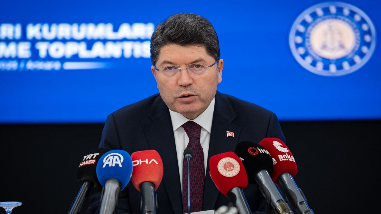 Bakan Tunç'tan yasa dışı bahisle mücadele mesajı: Eylem planı oluşturduk