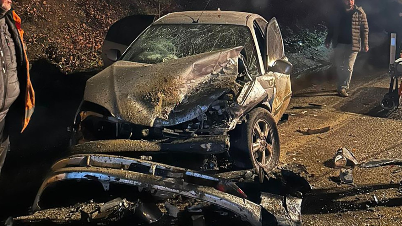 Bolu’da Abant yolunda feci kaza: 1’i ağır 6 yaralı