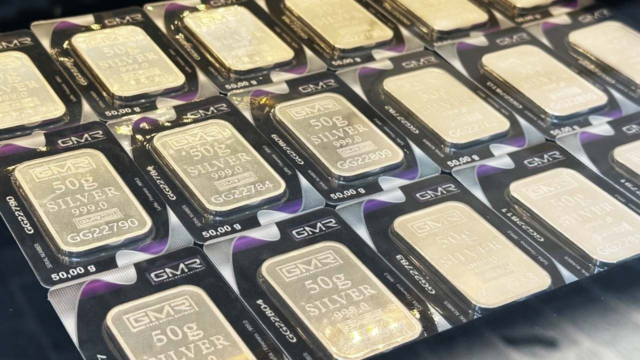 Değerli metaller coştu: Gümüş, platin ve paladyum tarihi zirvede!