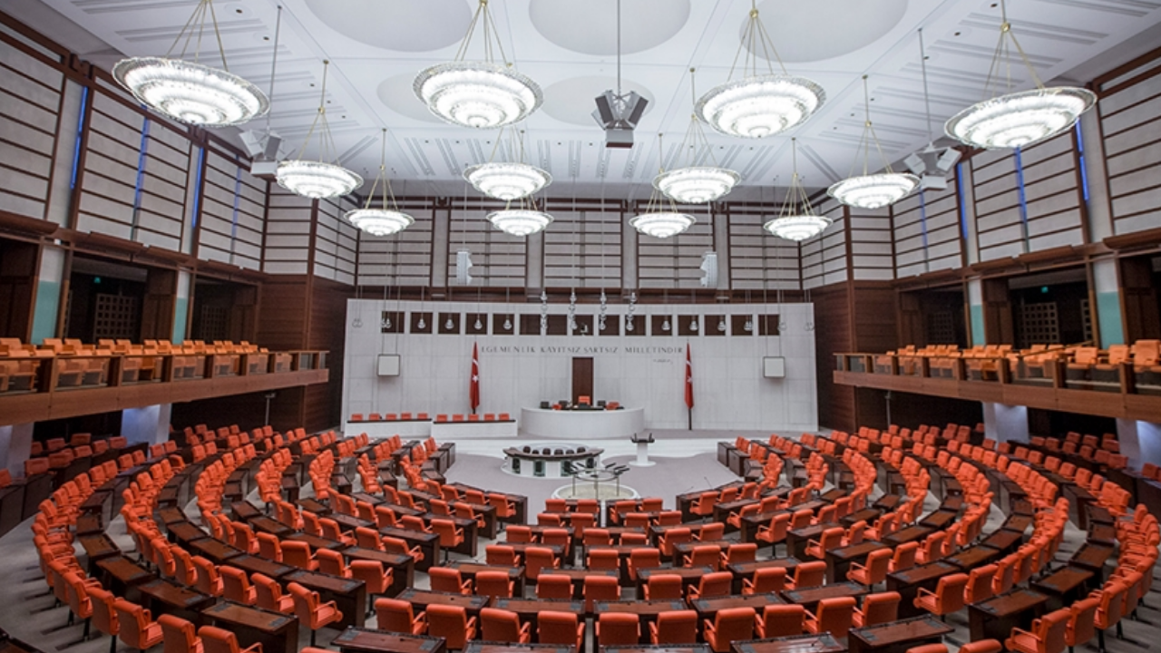 YARGI PAKETİ SON DURUM: 11. Yargı Paketi onaylandı mı? Yeni yargı paketi TBMM'den geçti mi?