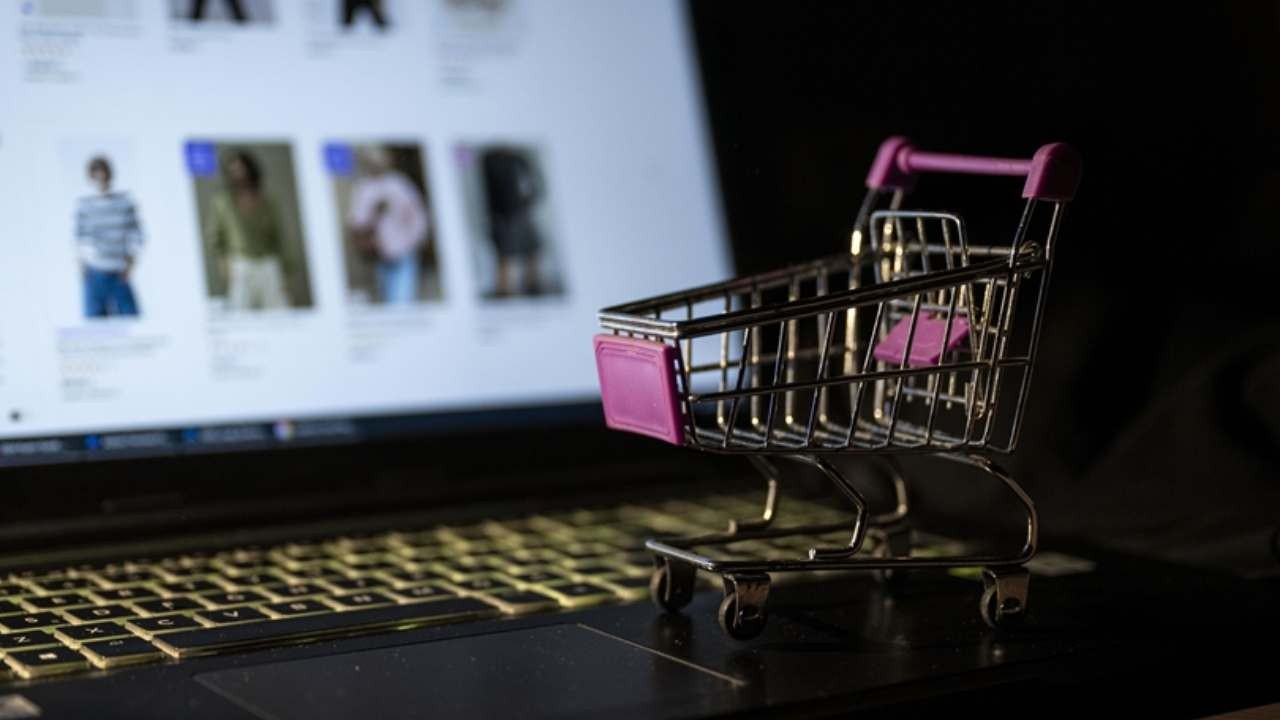 Güney Koreli perakende devi müşterilerine 1,1 milyar dolar tazminat ödeyecek