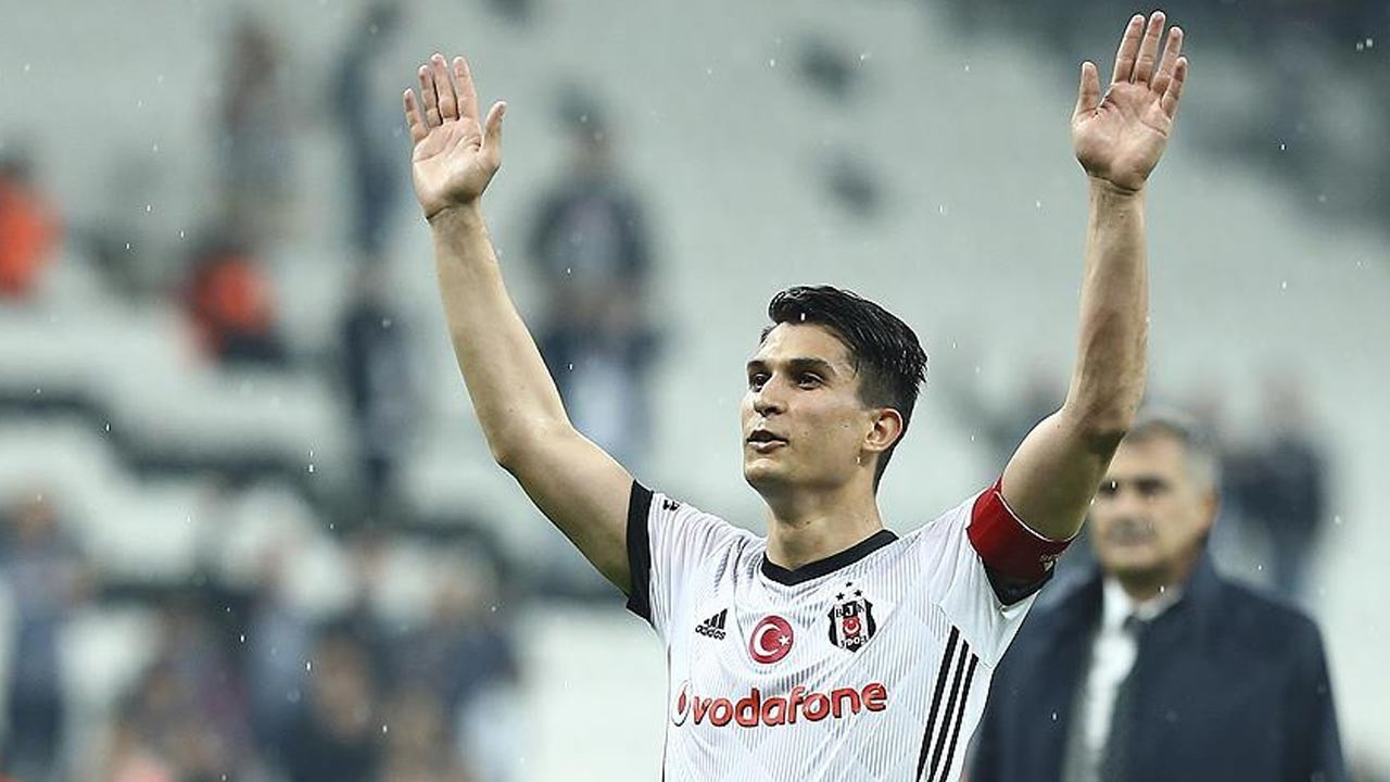 Necip Uysal'dan duygulandıran Beşiktaş paylaşımı