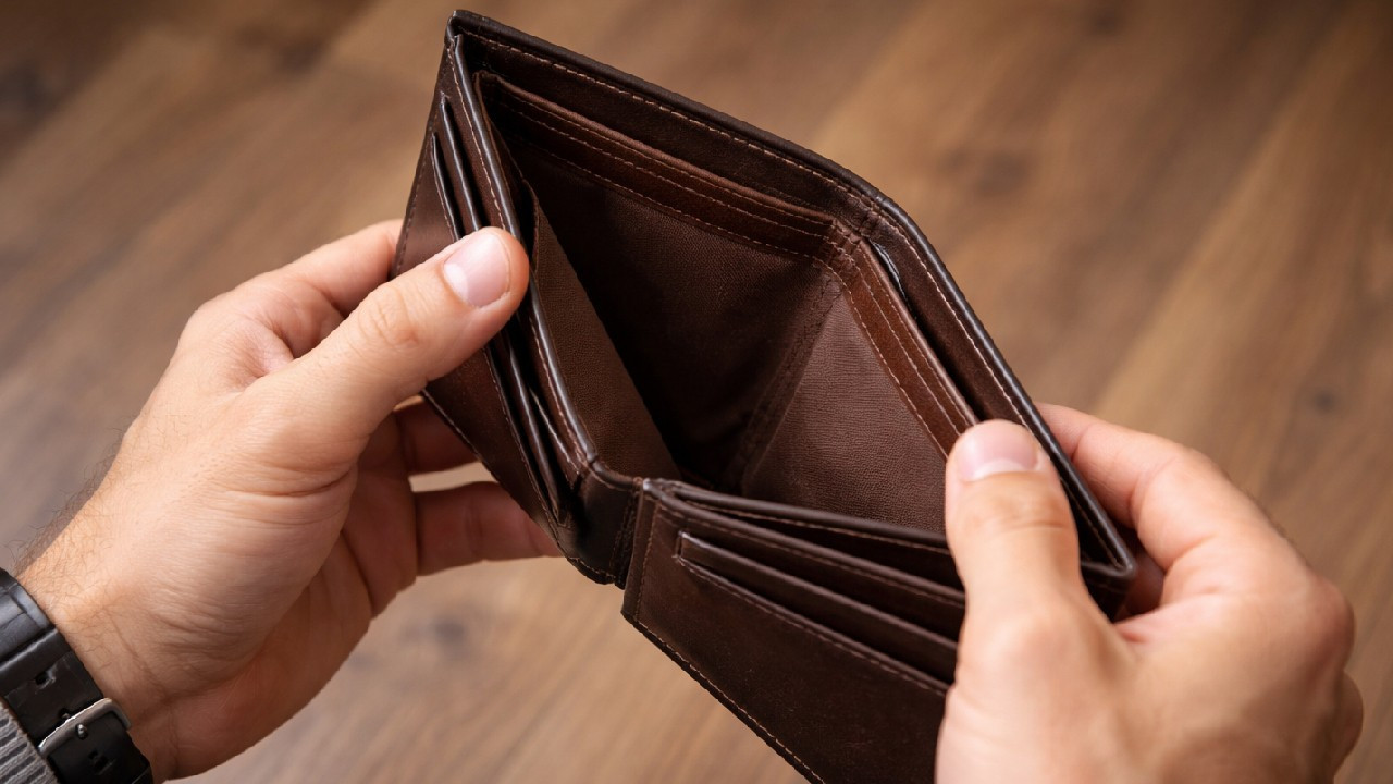 Son Dakika... TÜRK-İŞ açıkladı: Açlık sınırı 30 bin TL'yi, yoksulluk sınırı 98 bin TL'yi aştı!