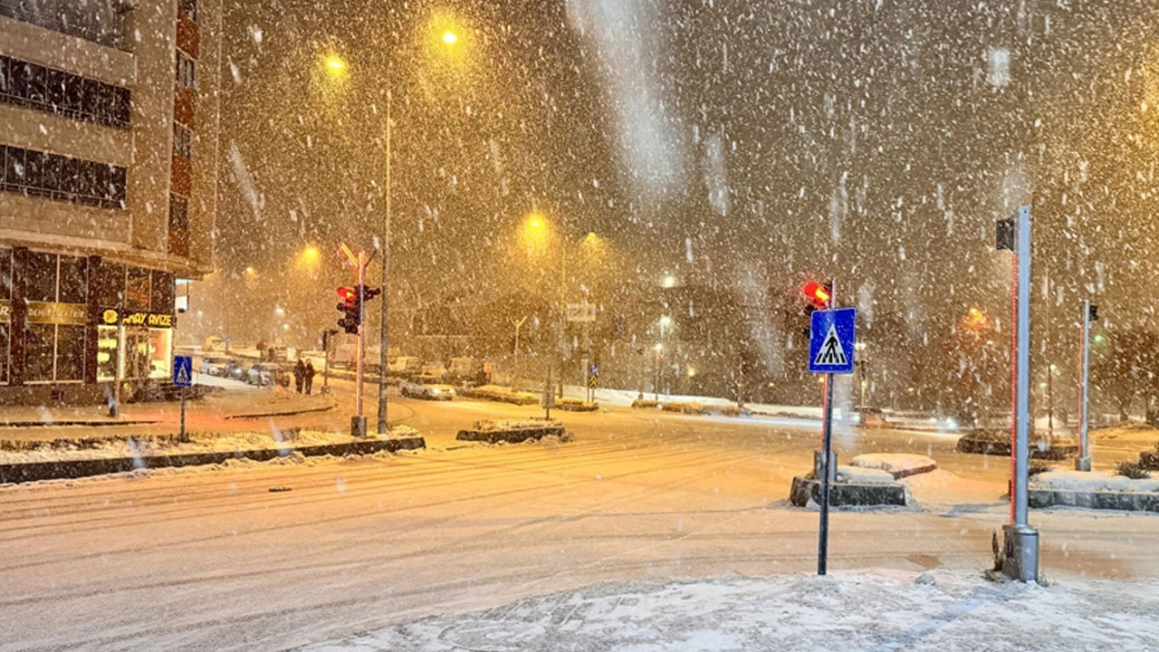 Kocaeli'nde okullar tatil mi? Kocaeli Valiliği’nden kar tatili açıklaması geldi mi?