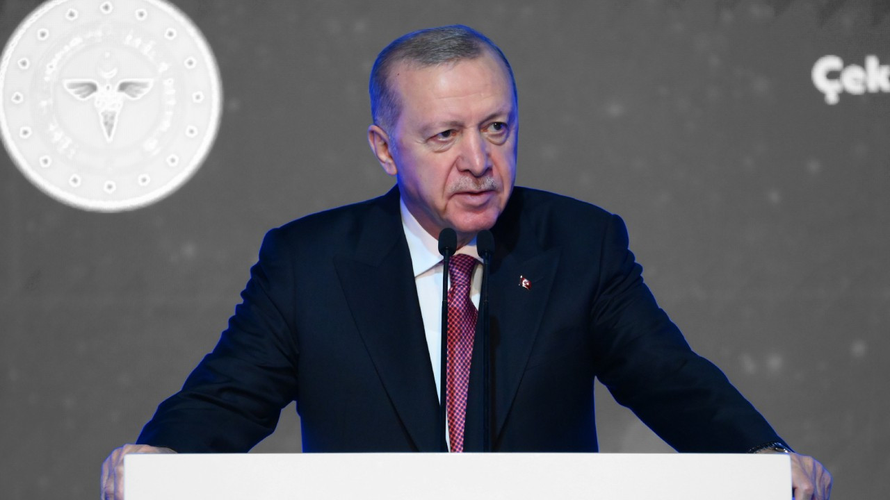 Cumhurbaşkanı Erdoğan'dan yeni yıl mesajı: Rezervler güçleniyor, üretim ve ihracat artıyor