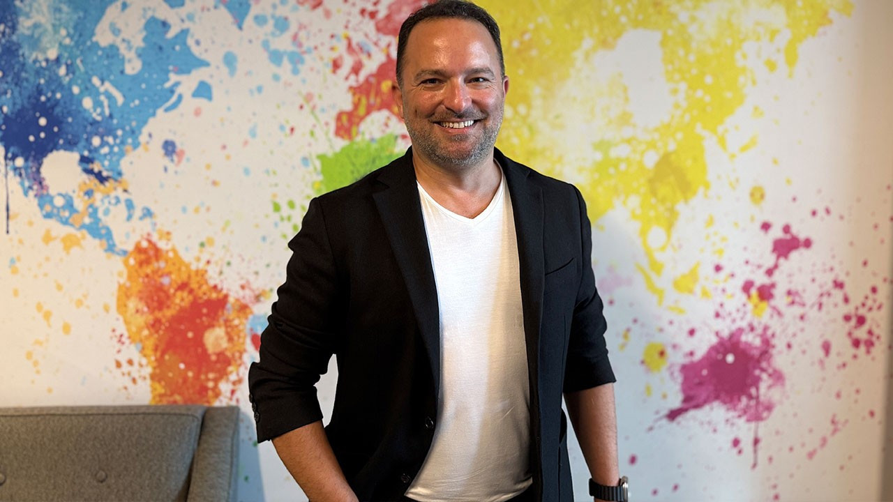 Karnaval’dan yeni dönem: Ses pazarlaması ve yapay zekâ odaklı büyüme