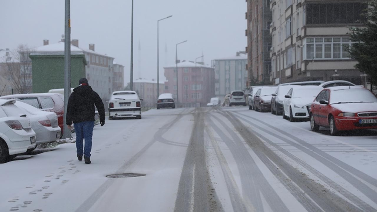 Tekirdağ'ın bazı ilçelerinde eğitime ara verildi