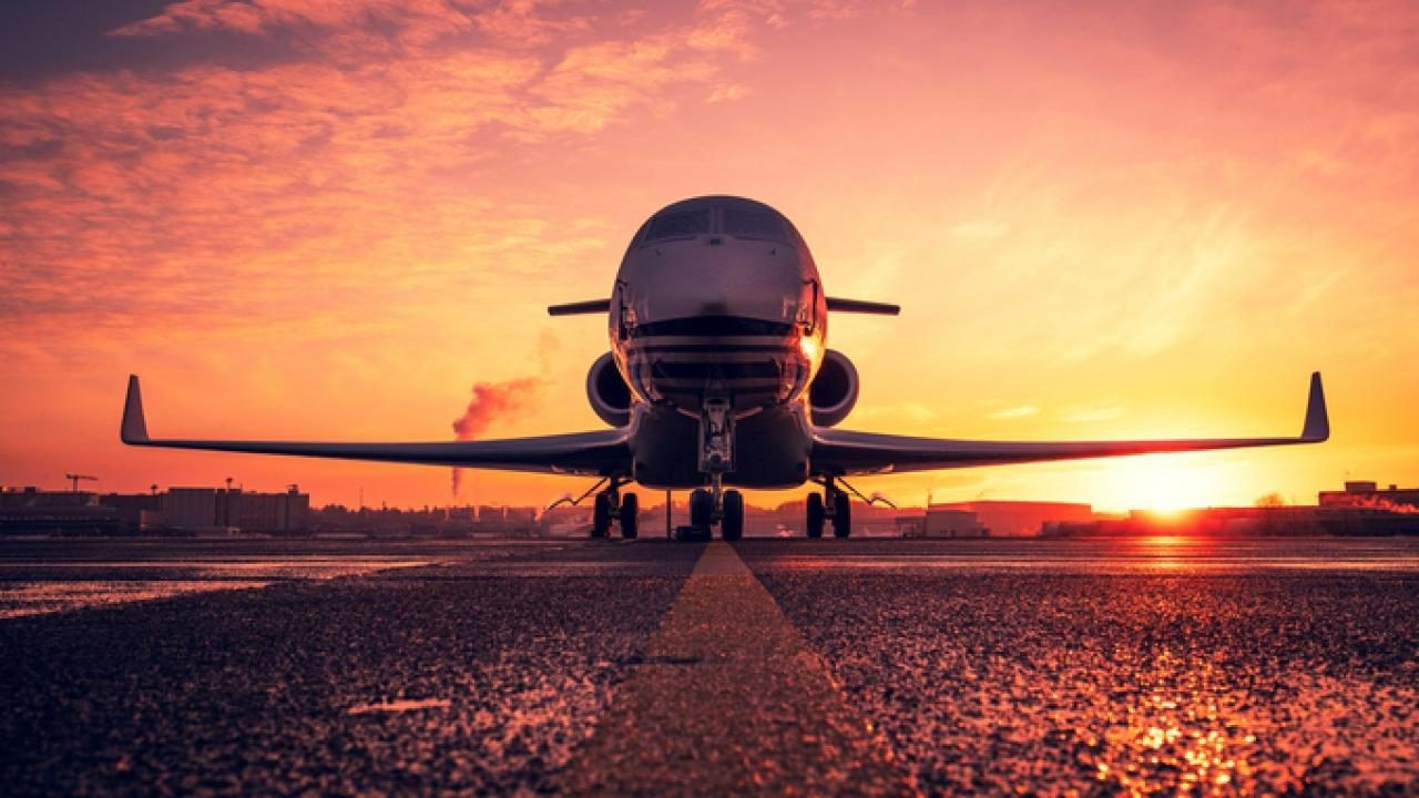 ABD'de özel jet yere çakıldı: 8 kişiyi taşıyan uçak düştü