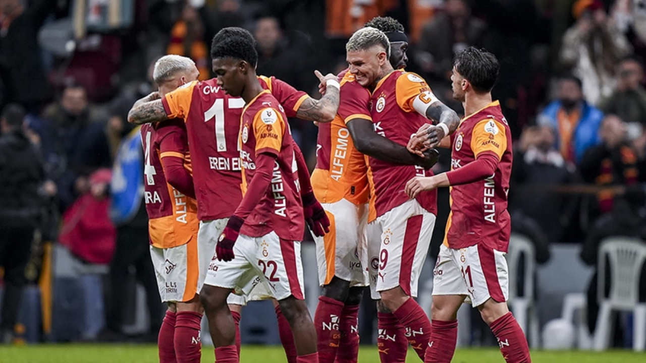 Galatasaray İstanbulspor maçı ne zaman, saat kaçta, hangi kanalda? Muhtemel 11'ler