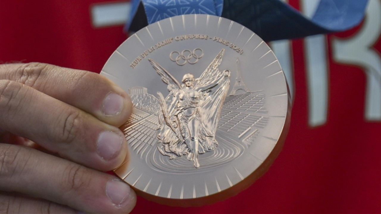 Altın ve gümüşteki ralli olimpiyat madalyalarını tarihin en pahalısı yaptı