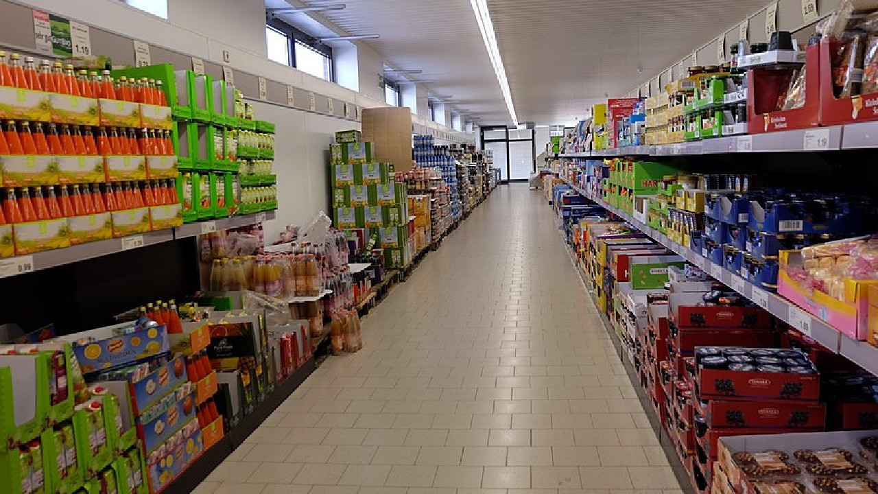 113 yıllık market devi sessizce mağaza kapatıyor