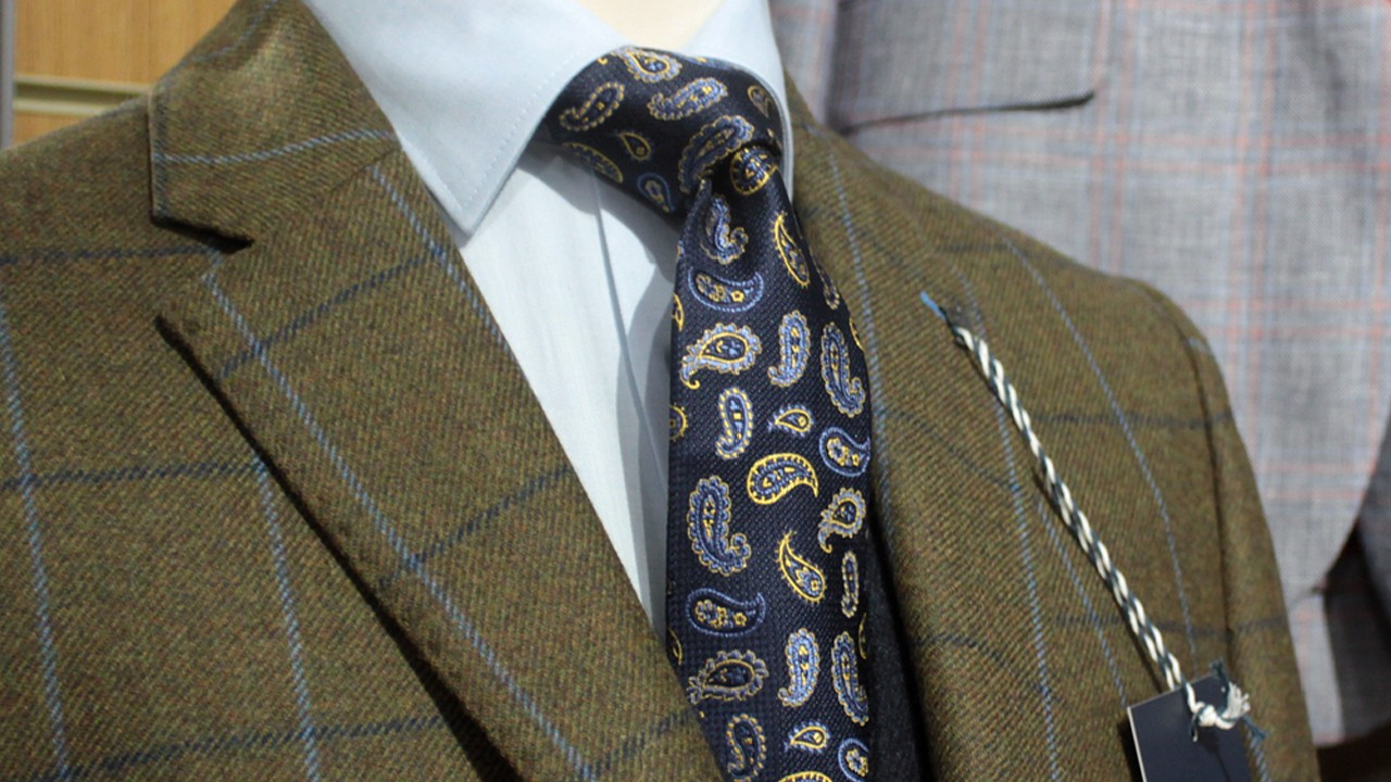 124 yıllık giyim markası kapanıyor! "Yarı fiyatına" satışı başladı