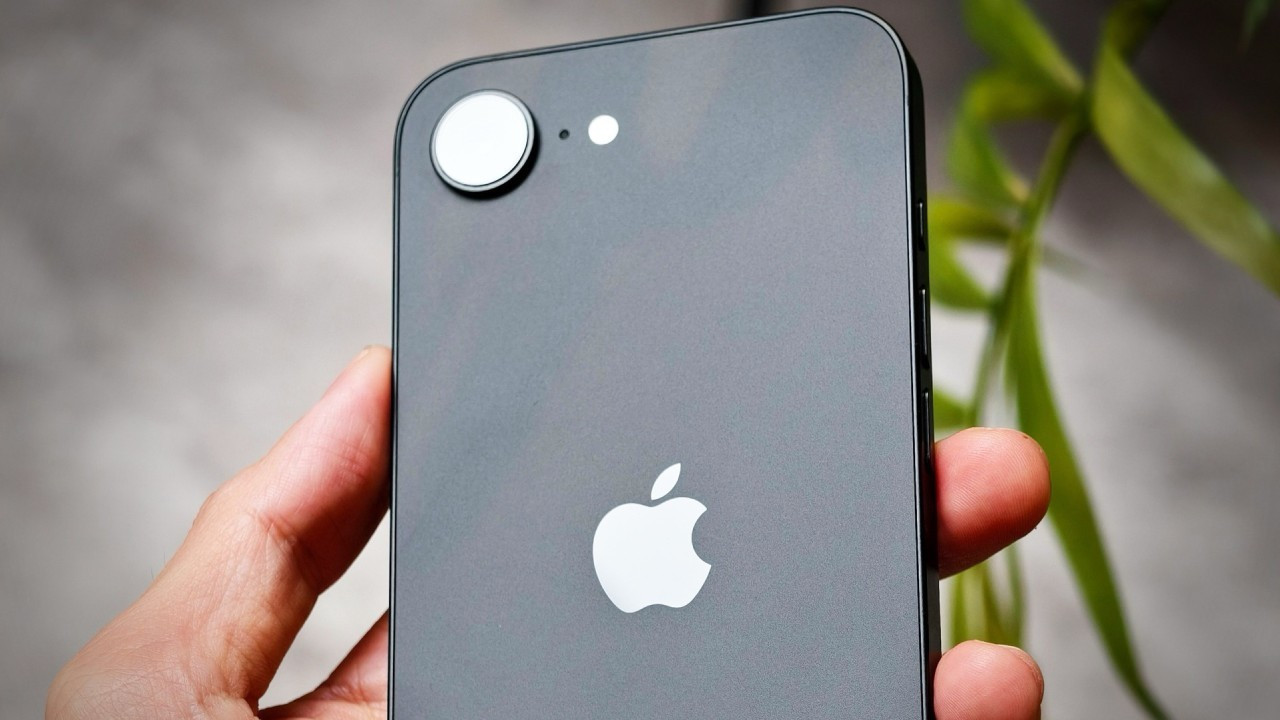 Apple’dan ucuz iPhone müjdesi! Fiyatı ve özellikleri sızdı...