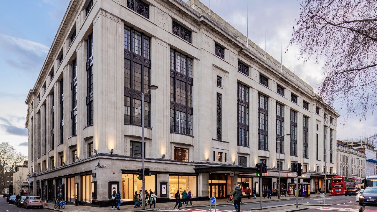 'Telegraph' Satın Alma Hamlesi: Devlet Frenini Koyma