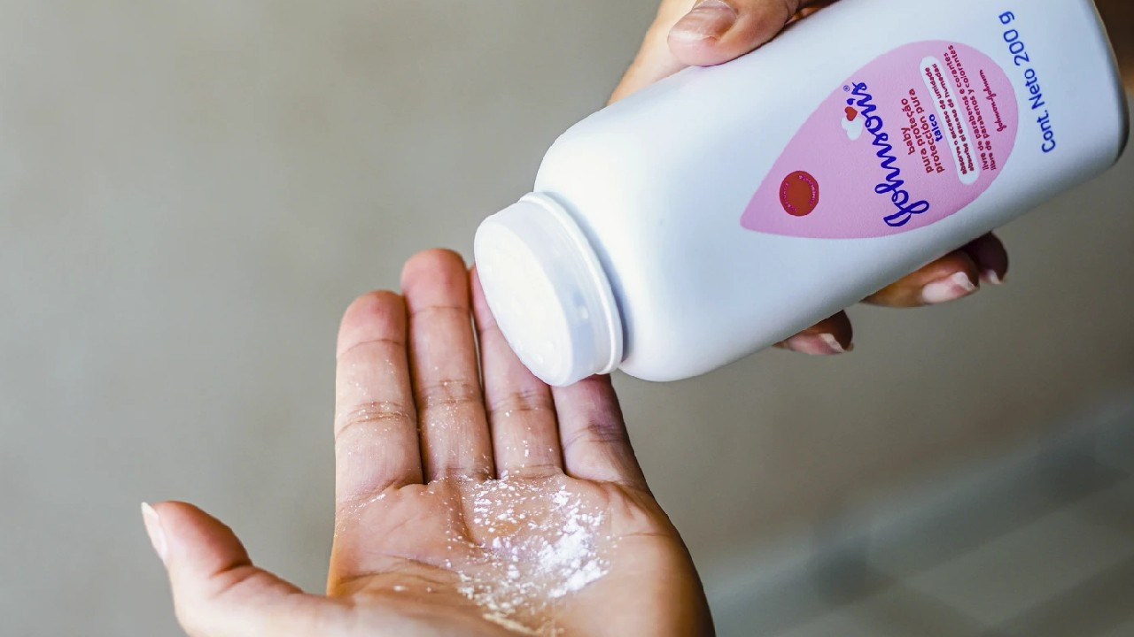 Bebek pudrası davasında karar çıktı, ölen kadının ailesine 250 bin dolar tazminat ödeyecek