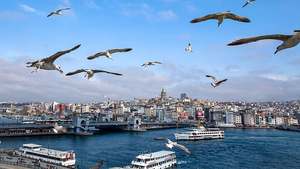 İstanbul'da hava sıcaklığı 23 dereceyi gördü