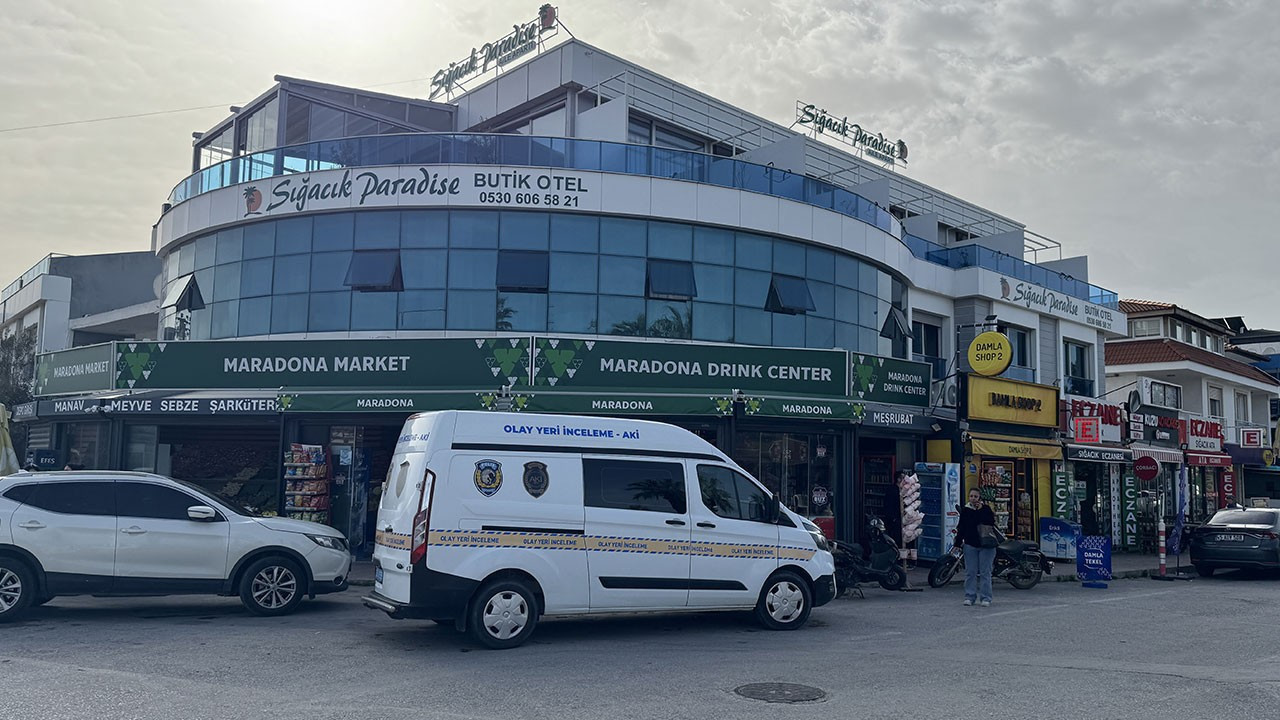 İzmir'de Sevgililer Günü tatili faciayla bitti: 1 ölü, 1 ağır yaralı