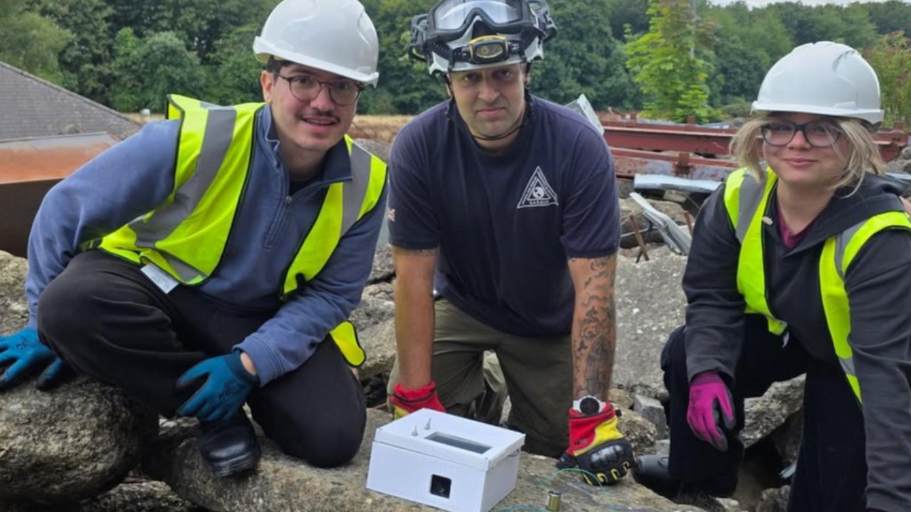 İki Türk öğrenci depremde hayat kurtaracak cihaz geliştirdi: Yüzde 90 doğruluk payı var