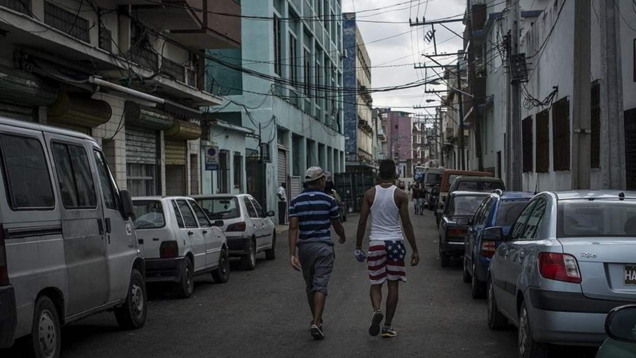 Küba enerji ve yakıt kriziyle sarsılıyor: Hayat durma noktasında