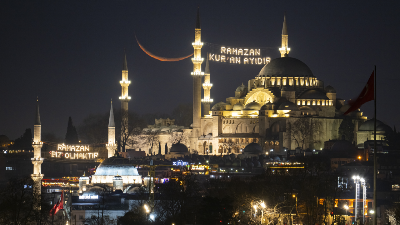 22 ŞUBAT İSTANBUL İFTAR VAKTİ: İstanbul'da oruç saat kaçta açılacak, iftar saat kaçta yapılacak?