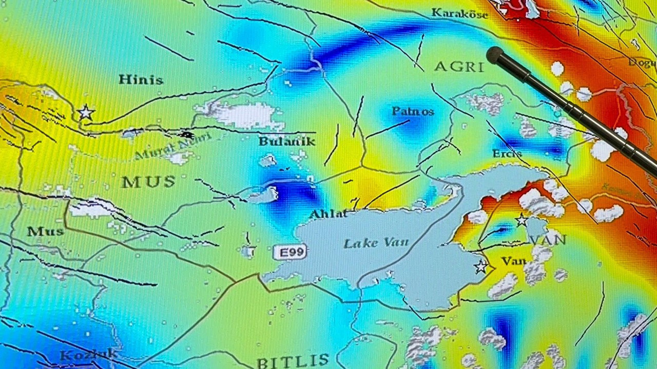 Uzmanlardan yeni deprem uyarısı: 230 kilometrelik fay zonu keşfedildi