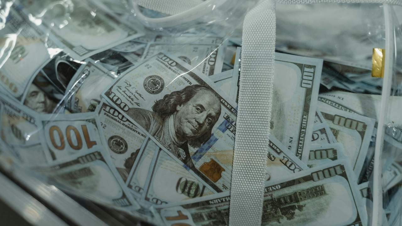 İsveç'te emeklilik reformu: 22 milyar dolarlık birikim 14 fona dağıtıldı