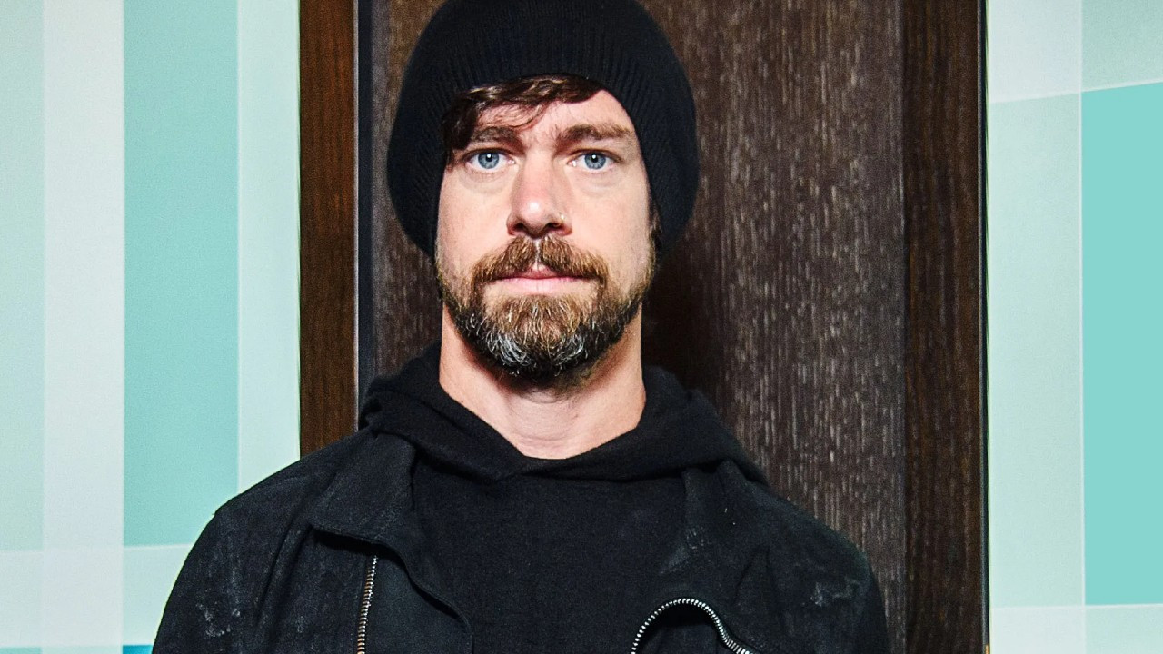 Kovulma paketini açıkladı: Tazminat + 5 ay ekstra maaş + sağlık sigortası + 5 bin dolar