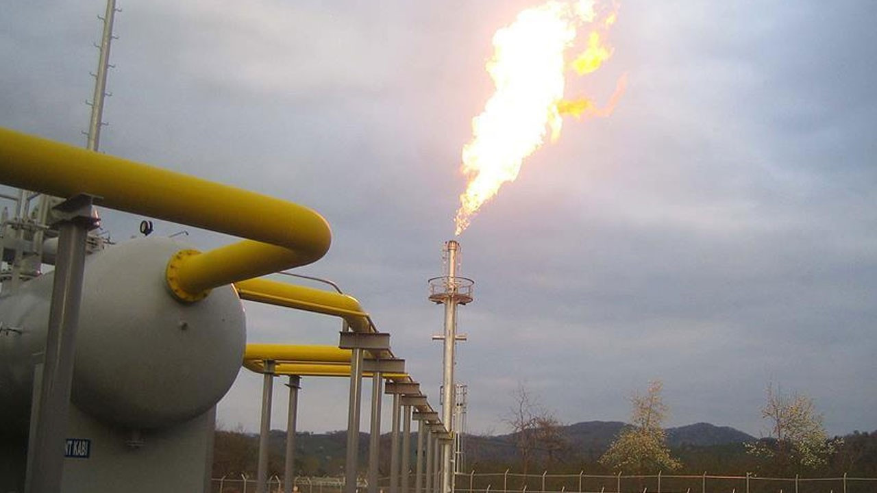 QatarEnergy, "askeri saldırılar" nedeniyle LNG üretiminin durdurdu