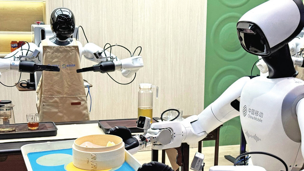 İTO Başkanı Şekib Avdagiç: Robotların dünyasında YZ, beka meselesidir