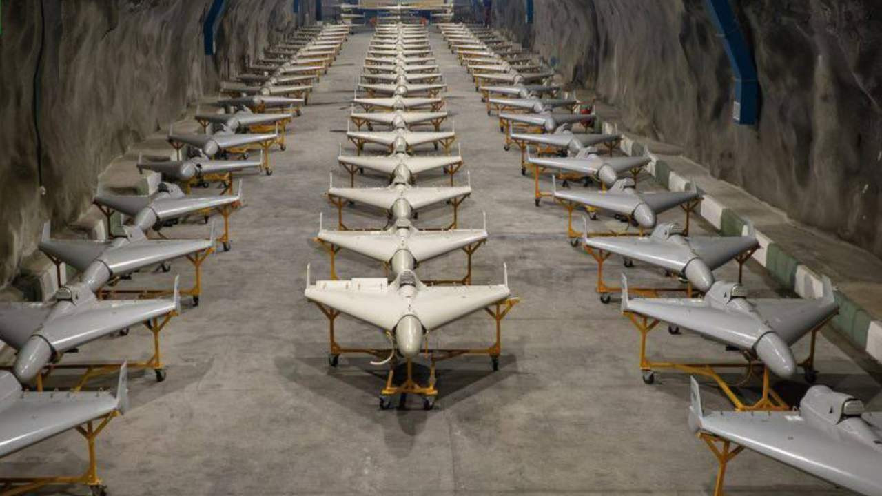 İran yeraltı cephaneliğini gösterdi! Şahid İHA'lar ve balistik füzeler operasyona hazır