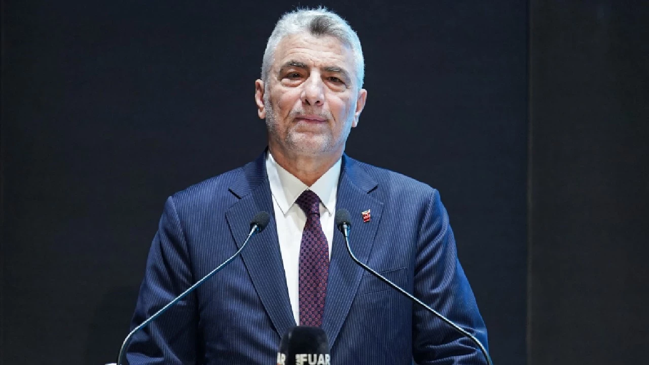 Bakan Bolat'tan ihracat mesajı: Dış ticarette açık 9,2 milyar dolar