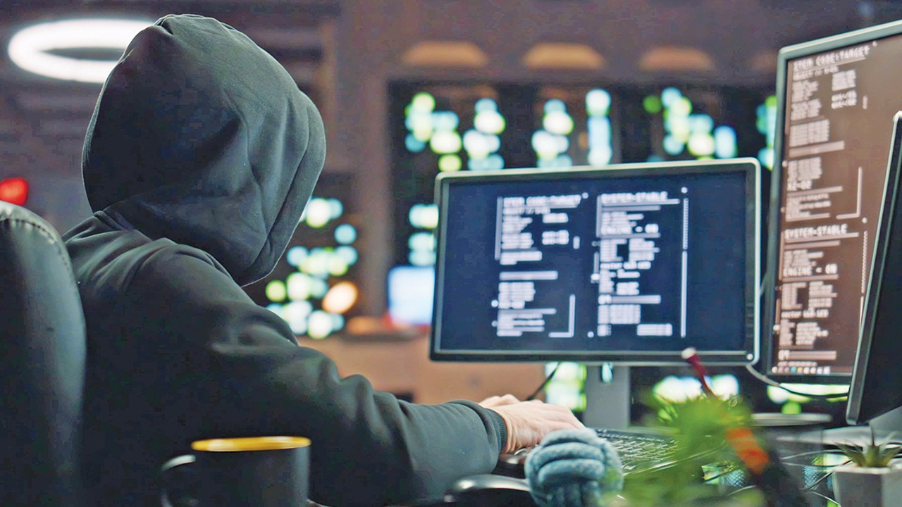 Sıcak çatışmanın yeni cephesi dijital kuşatma