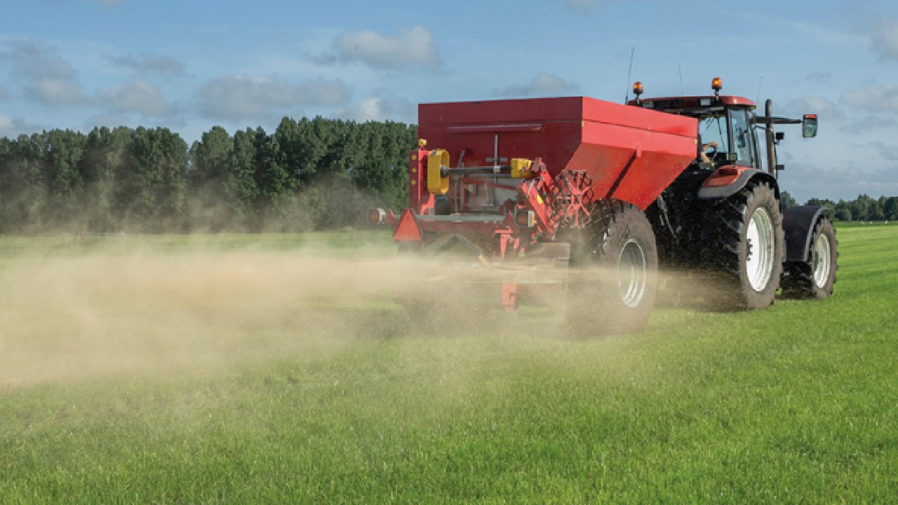 Çiftçinin maliyetini düşürecek adım: Üre ithalatında vergi sıfırlandı