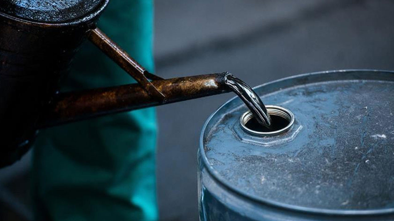 Orta Doğu’daki savaş petrol fiyatlarını sıçrattı: Brent 119 dolara çıktı