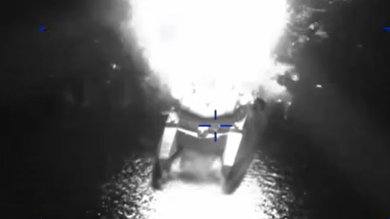 ABD'nin İran Donanması’na saldırdığı anlar