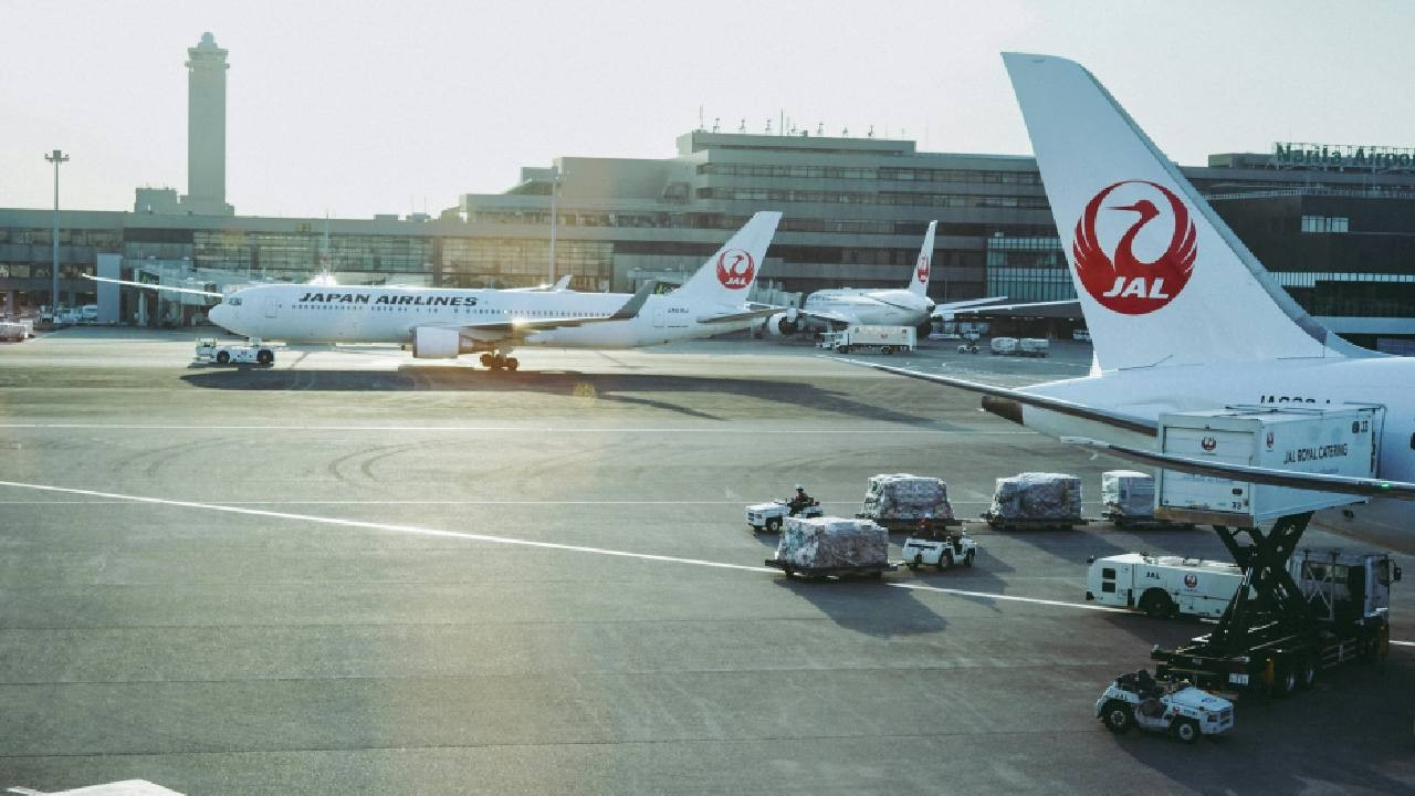 Uçuşlar pahalılaşıyor: Petrol fiyatları havacılığı alt üst edebilir
