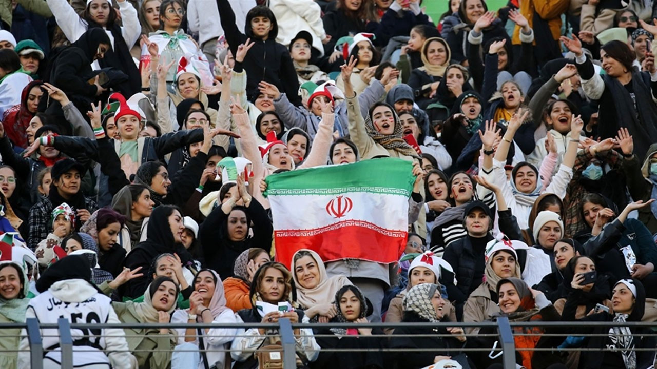 İran’dan FIFA’ya talep: Dünya Kupası maçları Meksika’da oynansın