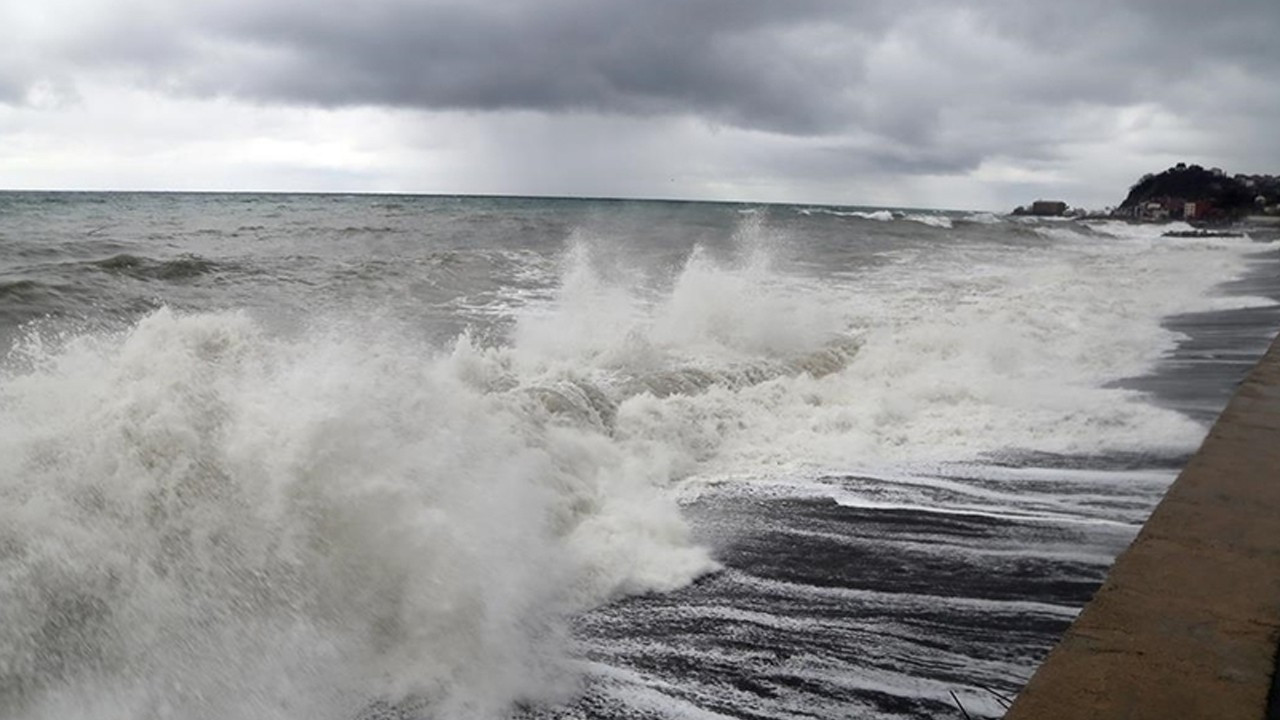 İçişleri'nden fırtına ve sağanak uyarısı