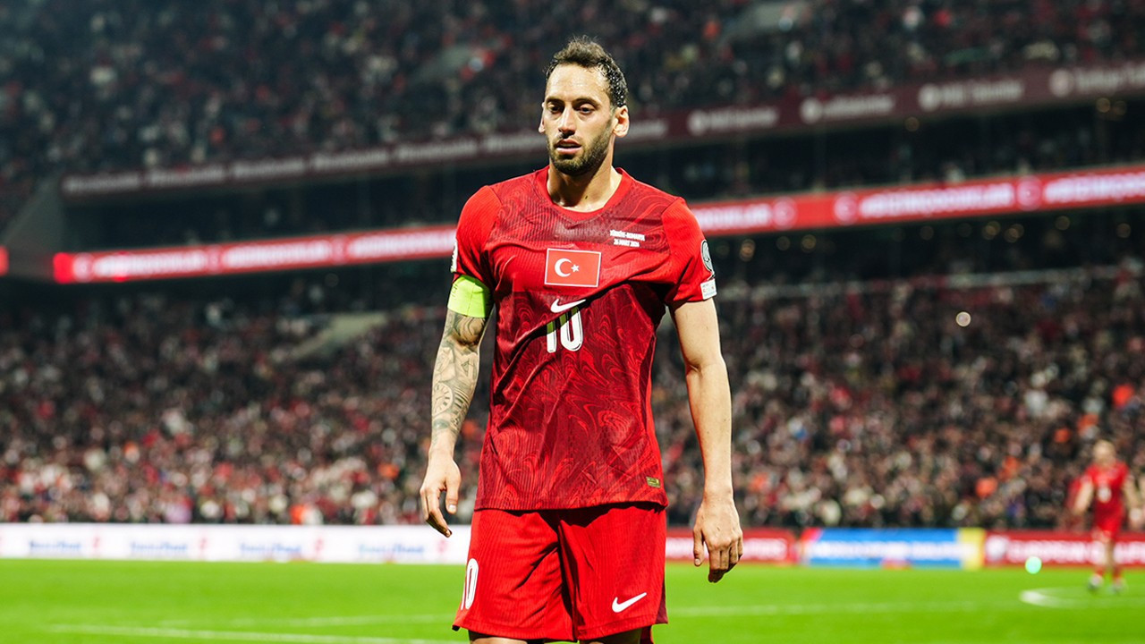 Hakan Çalhanoğlu'ndan maç sonrası açıklama: Tek hedefim Dünya Kupası’na katılmak